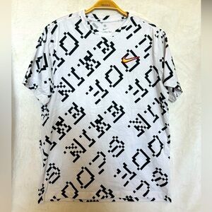 Nike Hoops All Over Print Men’s short sleeve shirt - Size Large, Large white